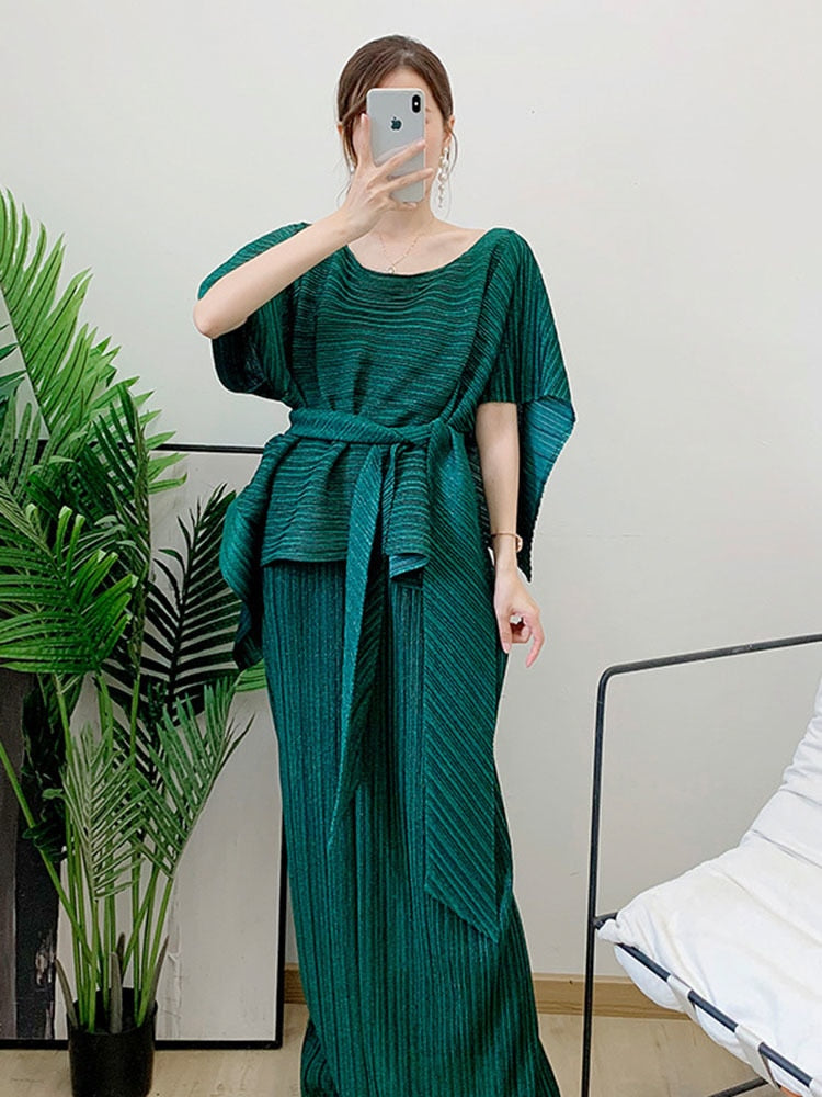 Elegant Pleated Skirt Set